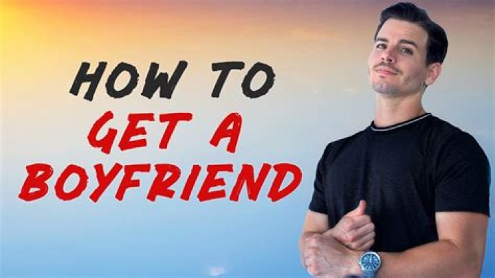 At what age a girl should have a boyfriend?