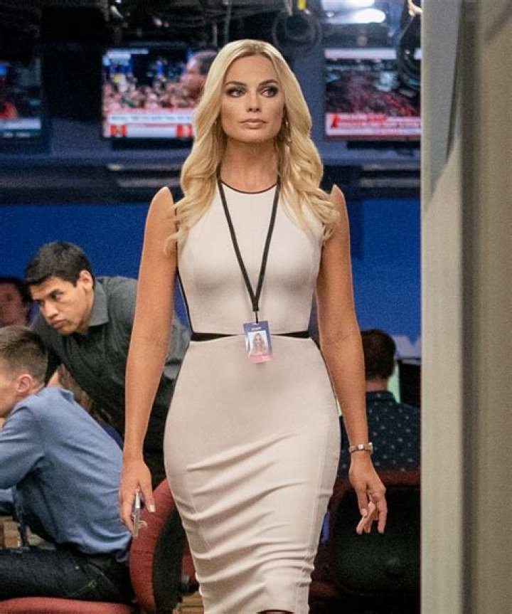 Fox News Anchors Blonde Female: A Closer Look at Their Impact and Influence