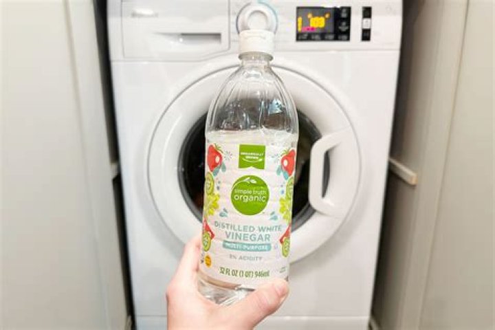 How much vinegar do I have to drink to clean my system?