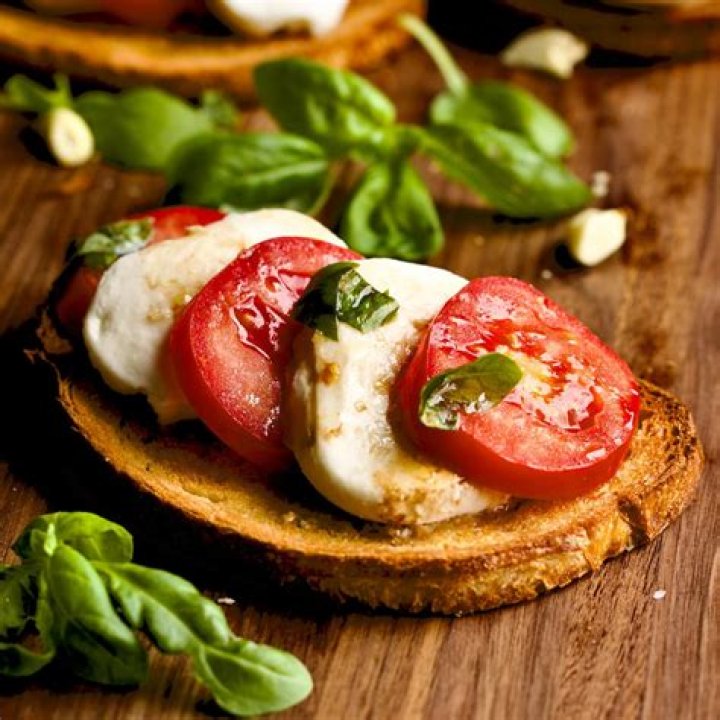 Is bruschetta always toasted?