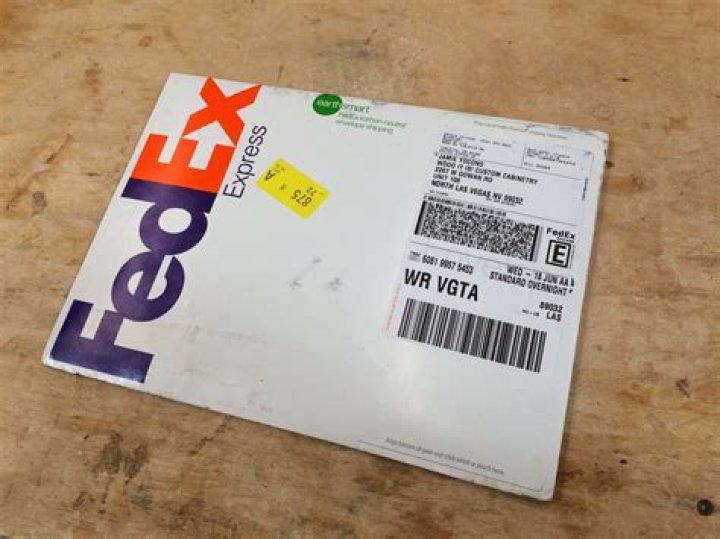 Is DHL Same as FedEx?