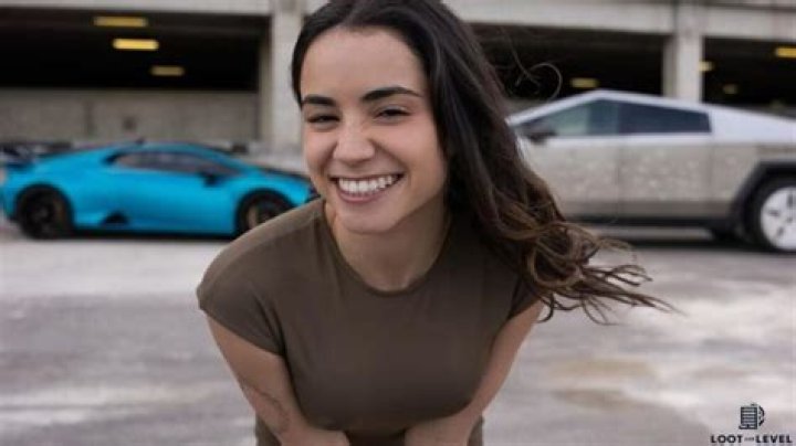 Jameliz Benitez: The Rising Star Redefining Music and Entertainment