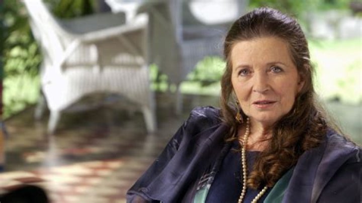 June Carter Cash: The Reason Behind Her Death and Her Incredible Legacy