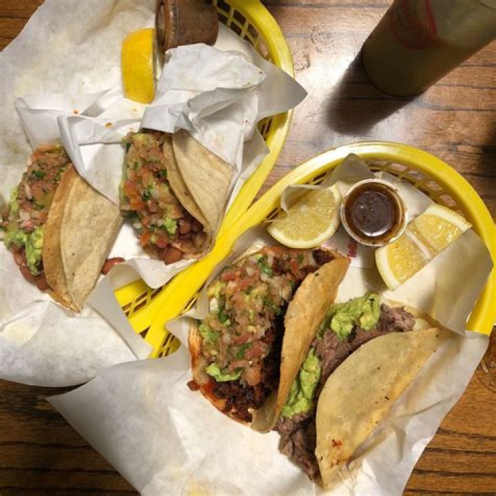 La Taqueria: A Must-Visit Dining Experience at 2889 Mission St, San Francisco, CA 94110