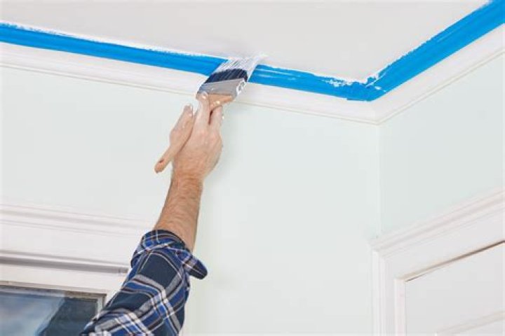 Should I paint ceiling or walls first?