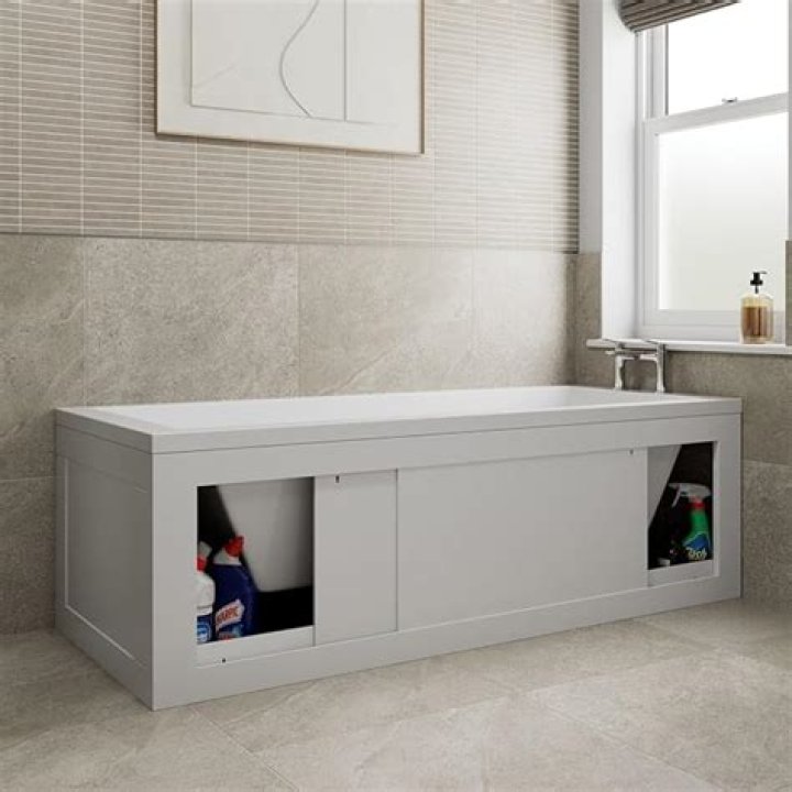 What is a white bath?