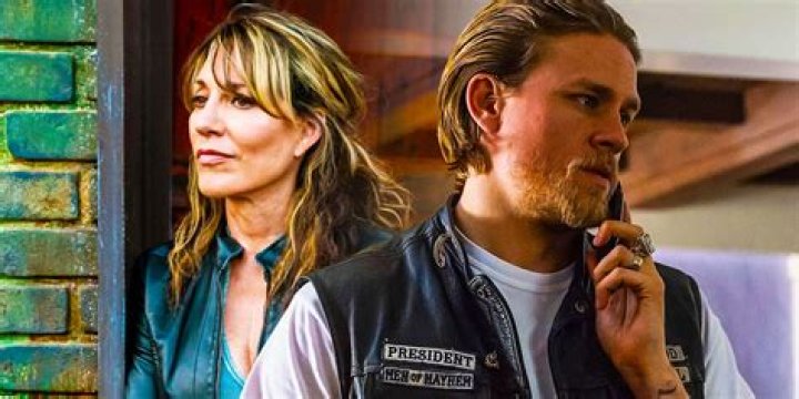 Why did Gemma and Clay split?