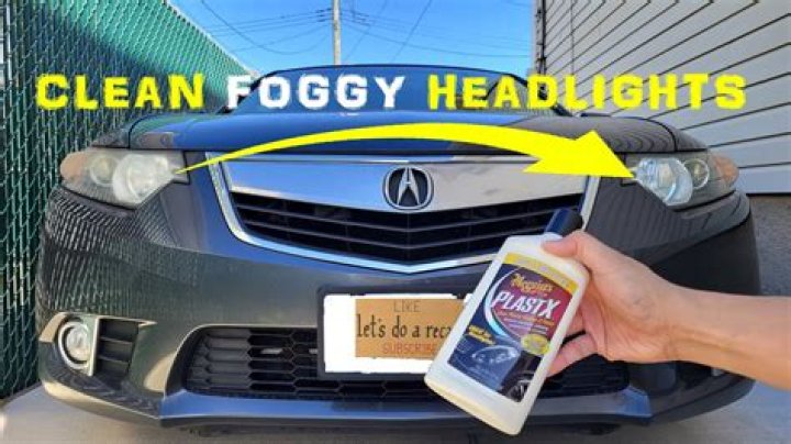 Will WD-40 clean foggy headlights?